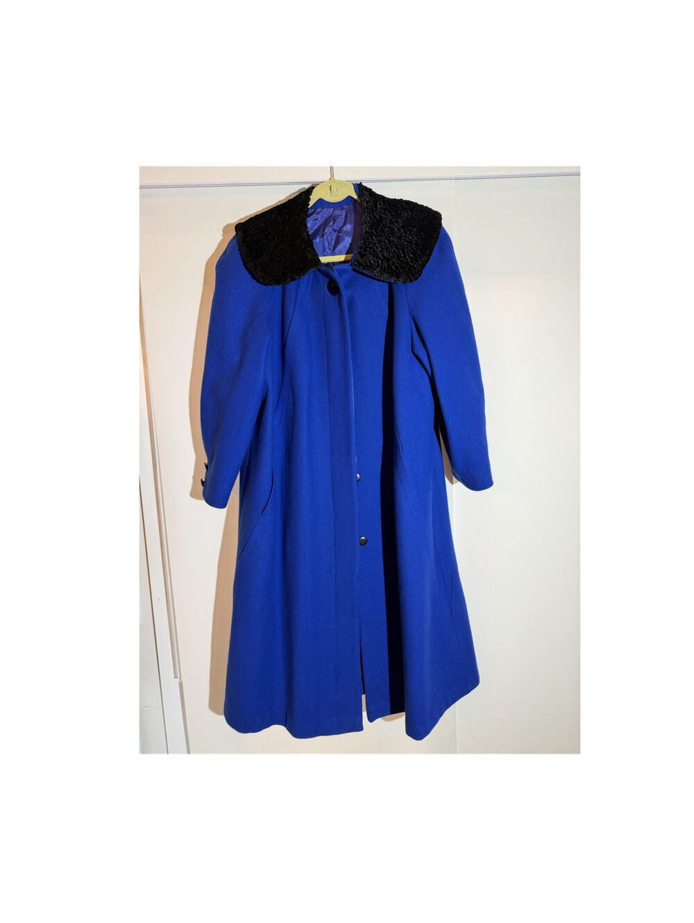 Vintage 80s Saxton Hall Royal Blue Wool Coat Black Faux Fur Collar Long USA 44